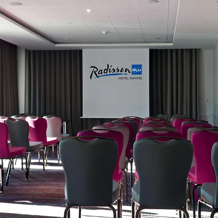 מלון Radisson Blu נאנט
