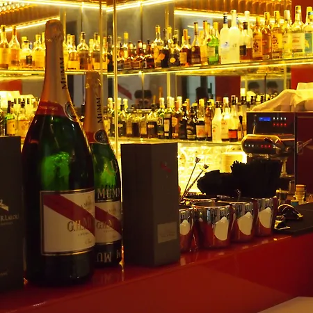 מלון Radisson Blu 4*