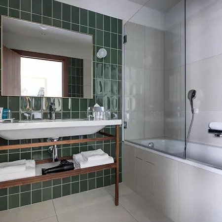 Radisson Blu Hotel 4*