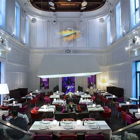 Radisson Blu 4*