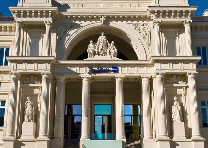 ラディソン ブル 4*