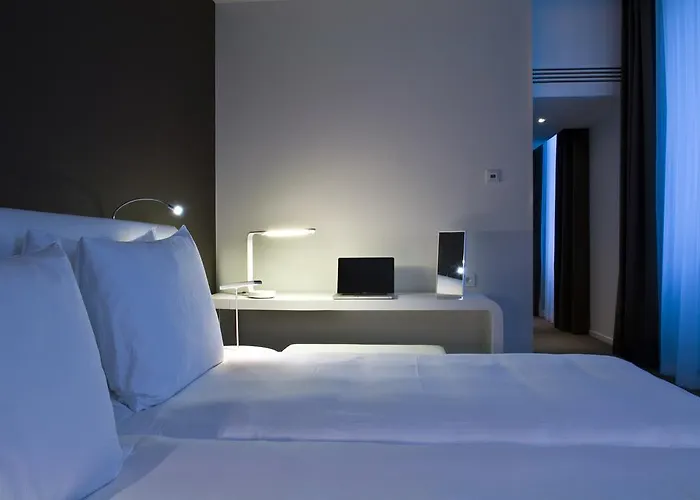 מלון Radisson Blu 4*