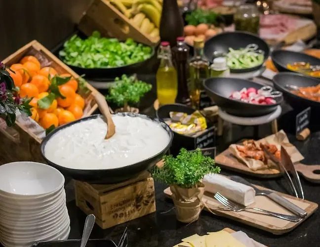 Radisson Blu Hotel 4*